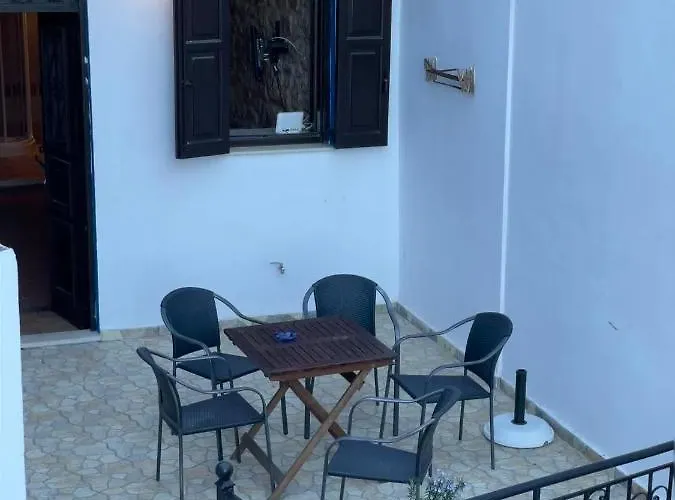 Casa Nikolou Halki